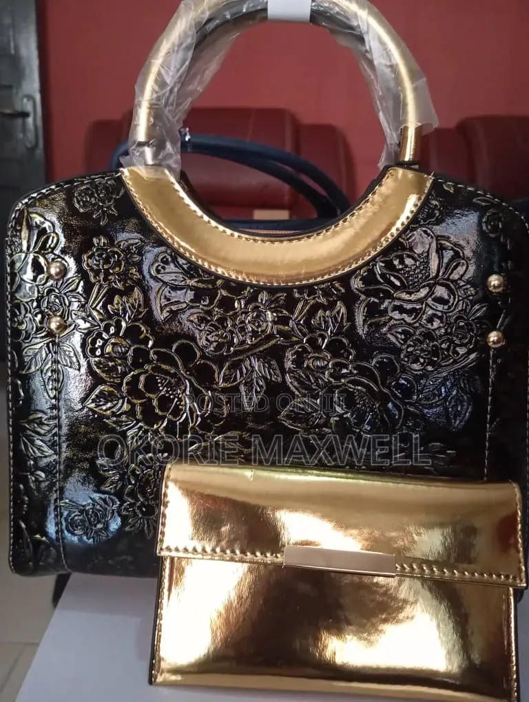 Luxury Floral Embossed Ladies Handbag and Clutch Purse Set