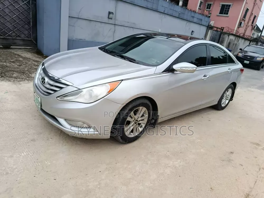 Hyundai Sonata 2012 Gray
