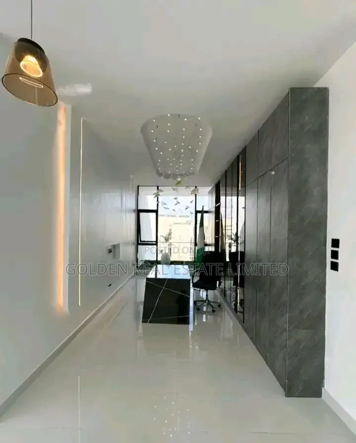 5bdrm Duplex in Osapa london for sale