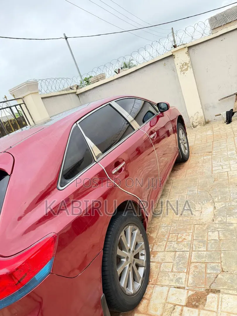 Toyota Venza 2010 Red