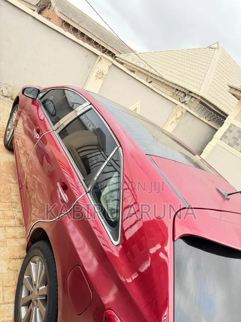 Toyota Venza 2010 Red