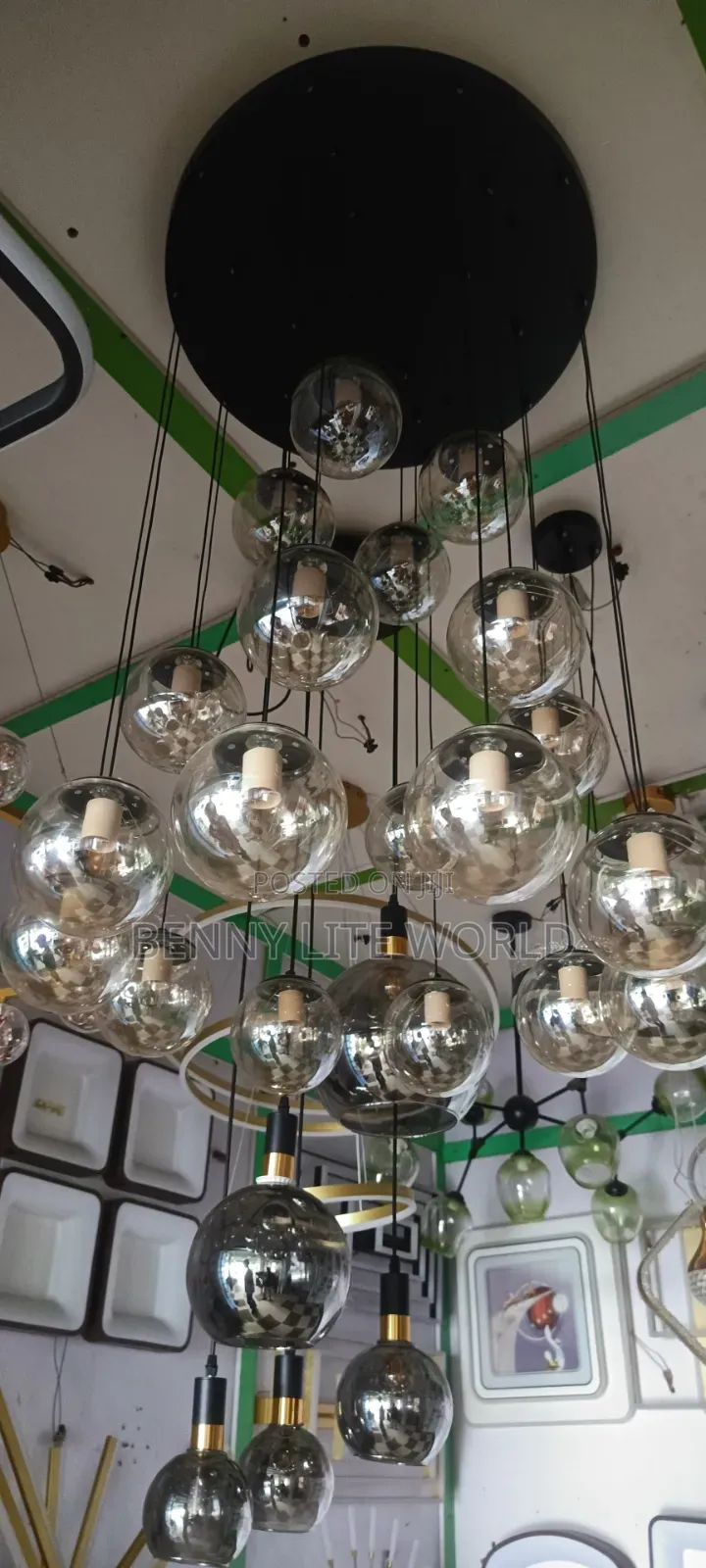18 Head Dropping Pendant Glass Chandelier Light