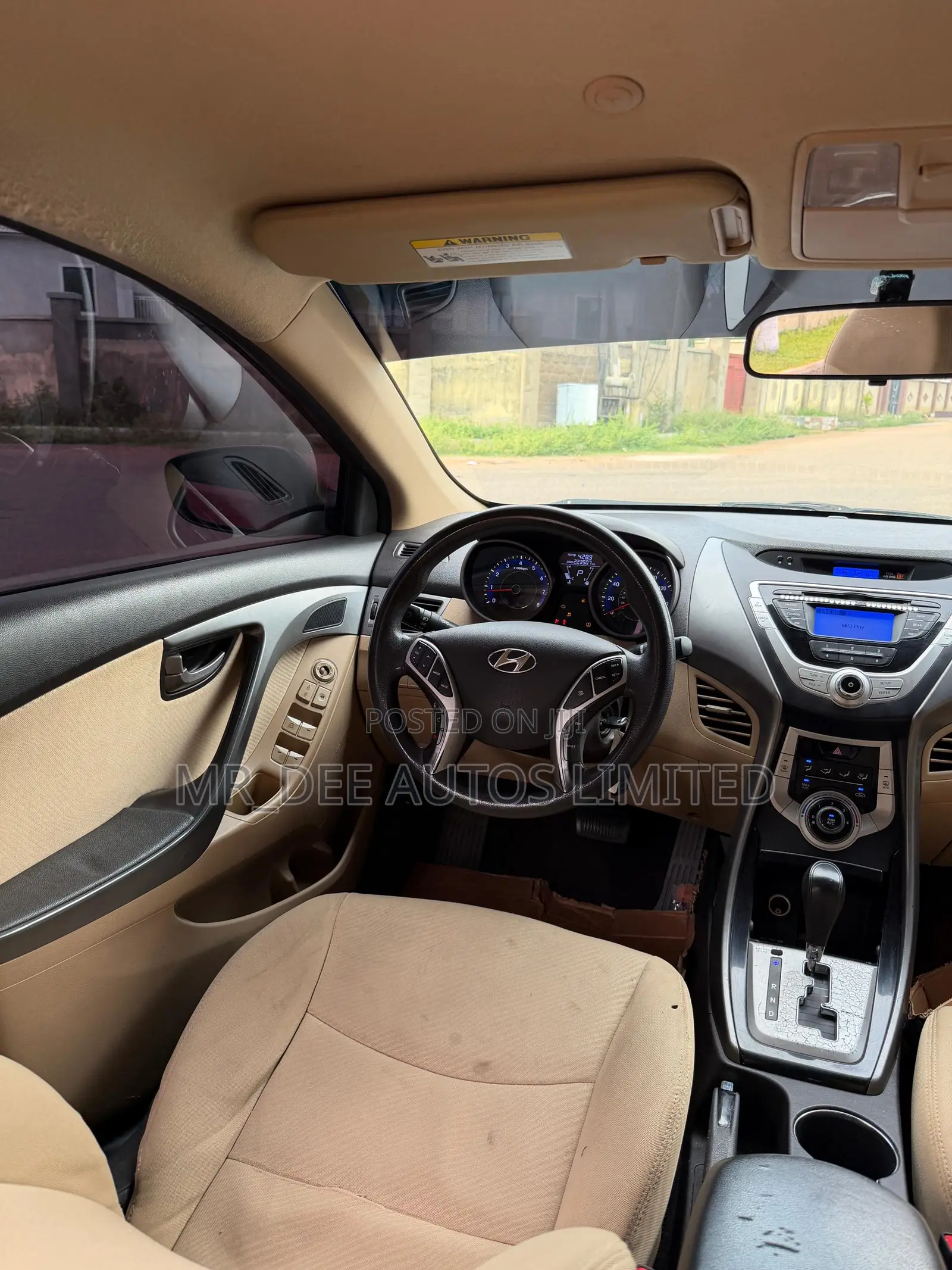 Hyundai Elantra 2011 Maroon