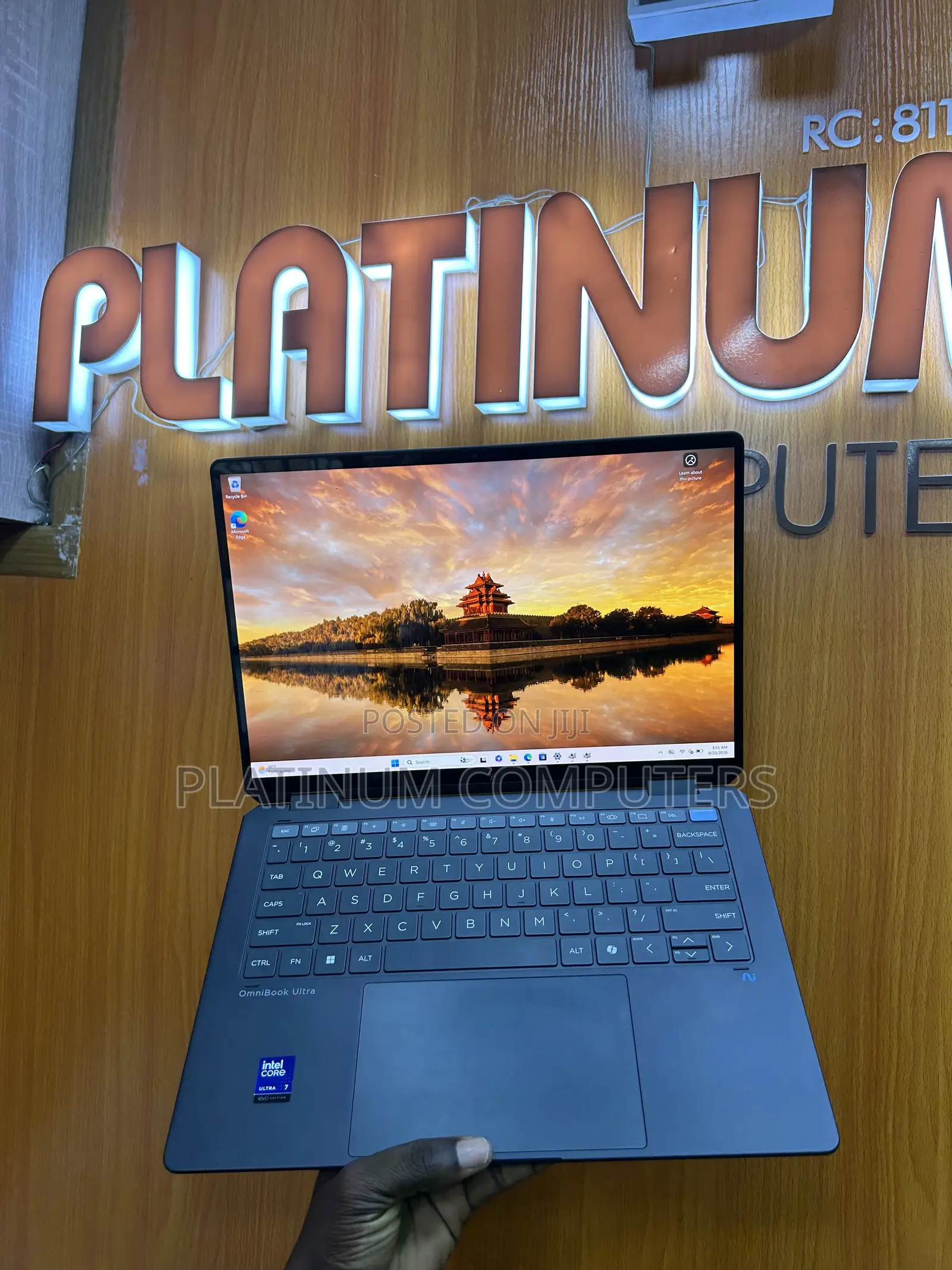 Laptop HP OmniBook Ultra Flip 14" 16GB Intel Core Ultra 7 SSD 512GB