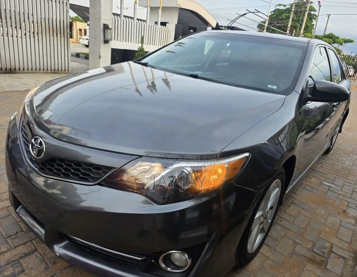 Toyota Camry 2014 Gray