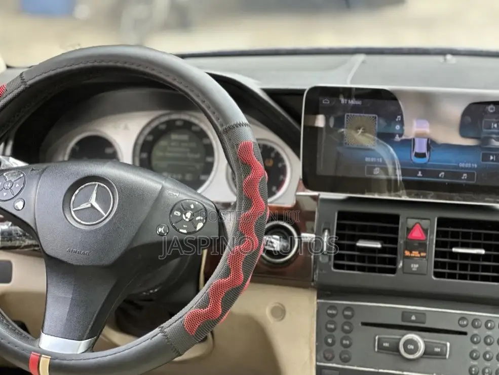 Mercedes-Benz GLK-Class 2010 Blue