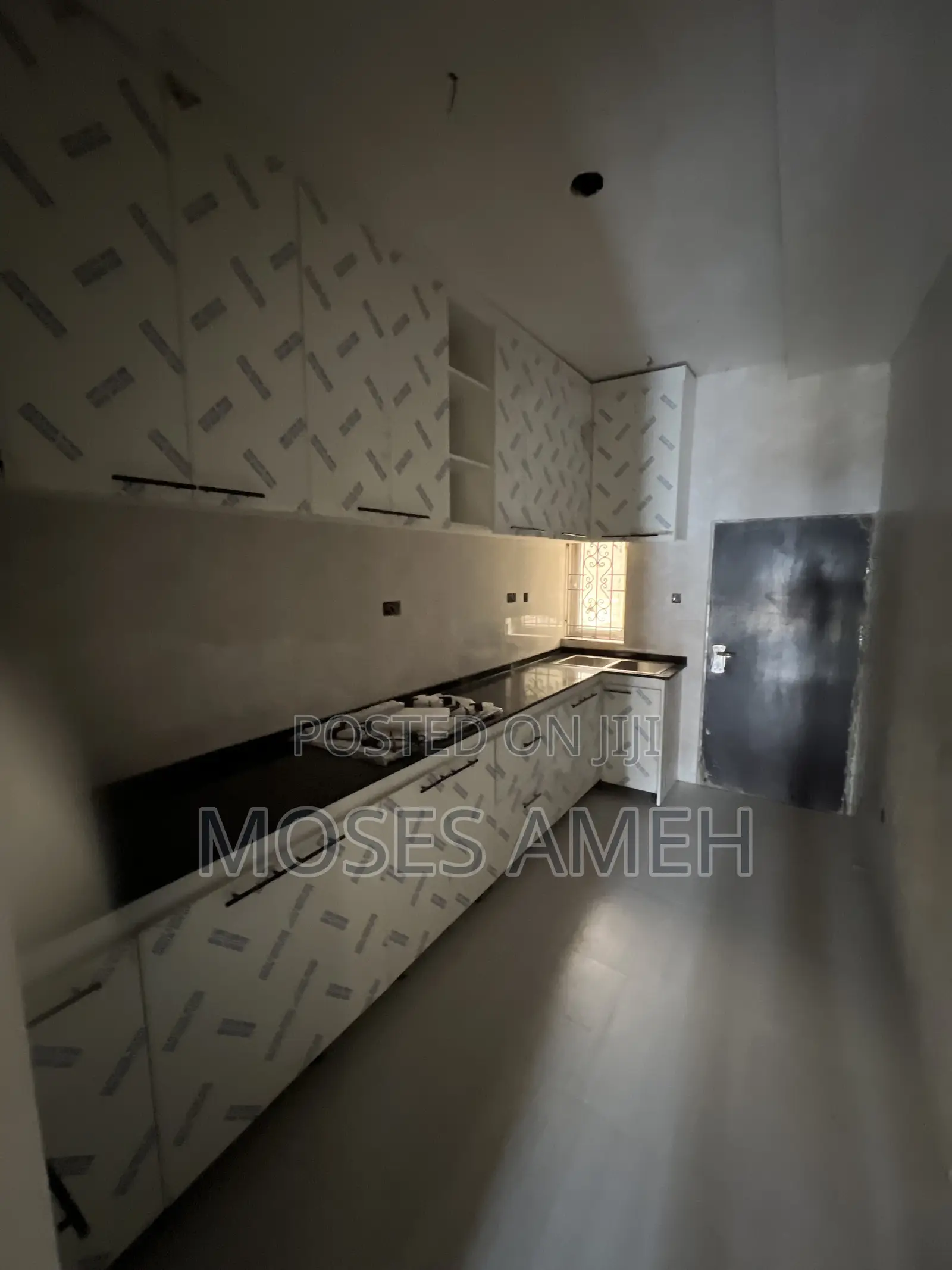 3bdrm Townhouse / Terrace in Katampe (Main) for rent