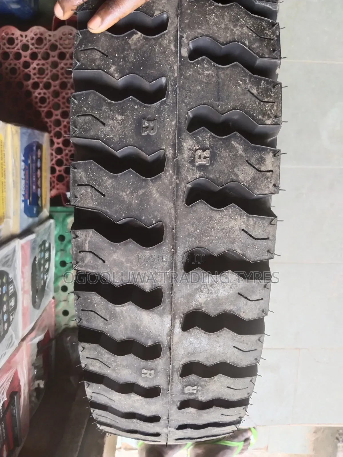8.25-16 MRF/Vikrant/Jk Grip Tyre