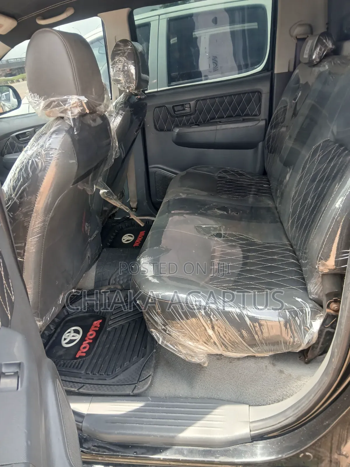Toyota Hilux 2014 Black