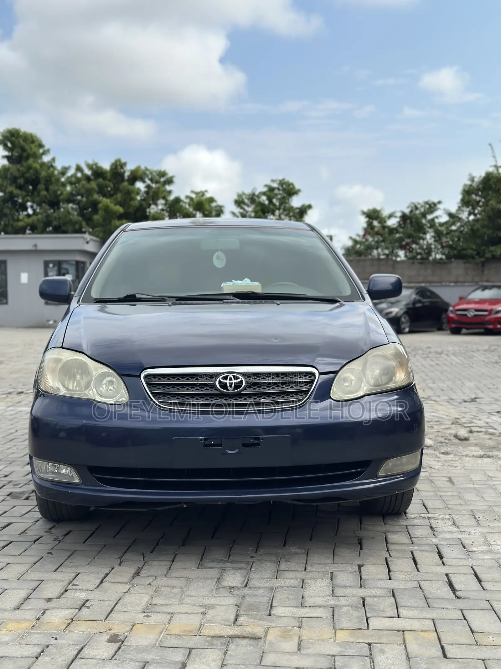Toyota Corolla LE 2004 Blue