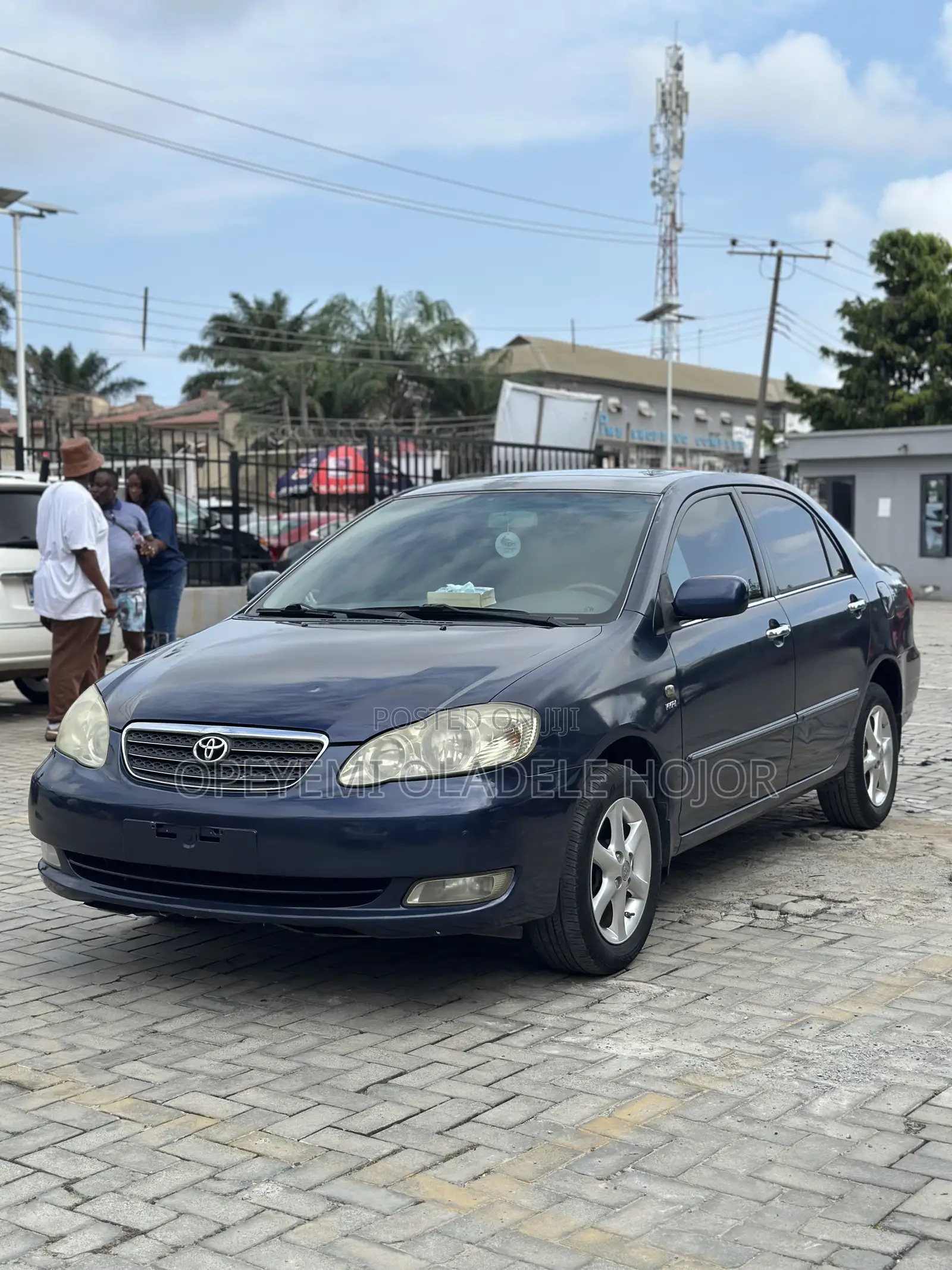 Toyota Corolla LE 2004 Blue