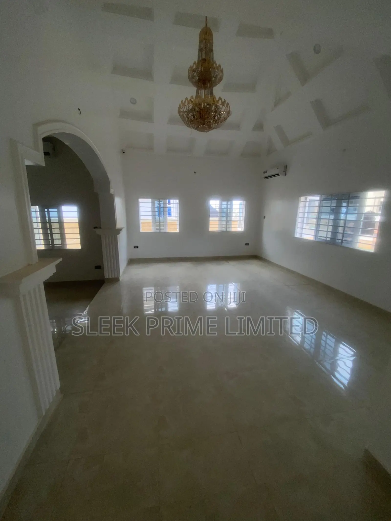 5bdrm Duplex in Lugbe District for rent