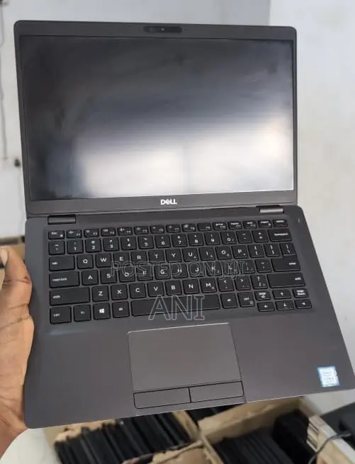 Laptop Dell Latitude 5300 8GB Intel Core i5 HDD+SSD 256GB