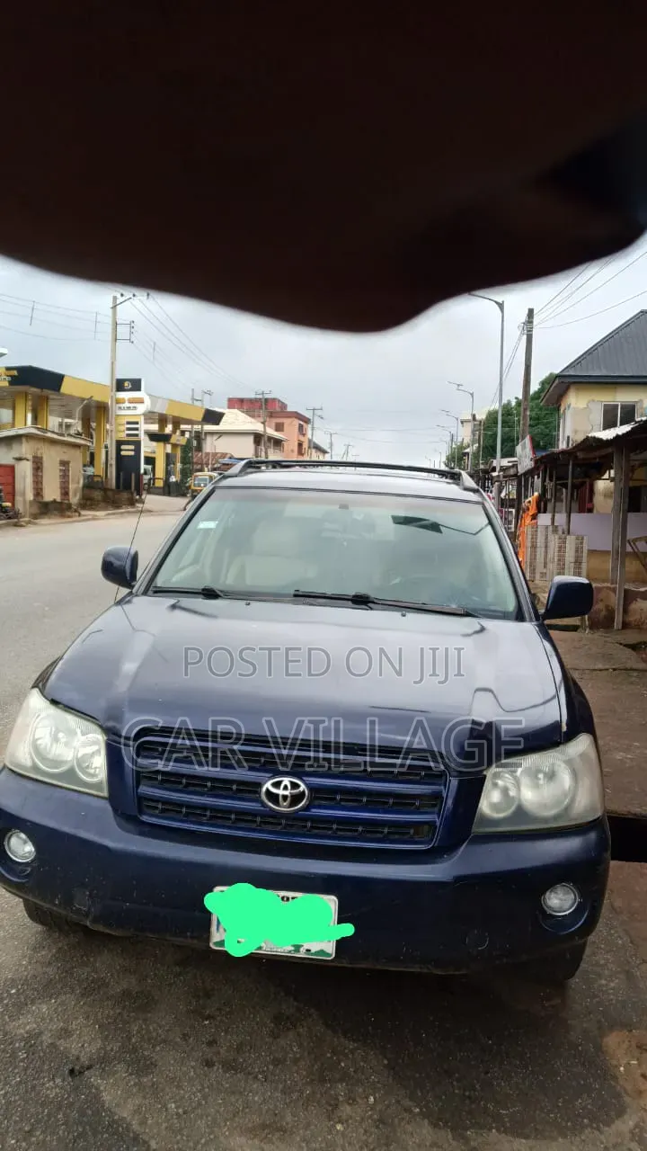 Toyota Highlander 2004 Blue