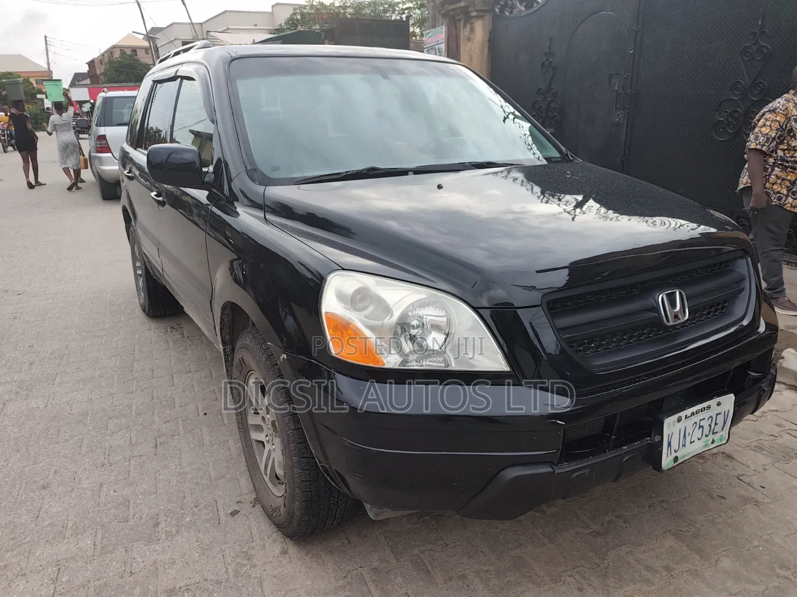 Honda Pilot 2004 Black