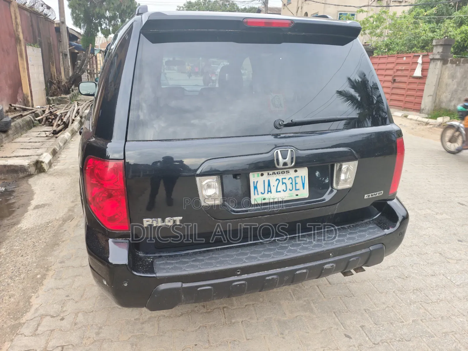 Honda Pilot 2004 Black
