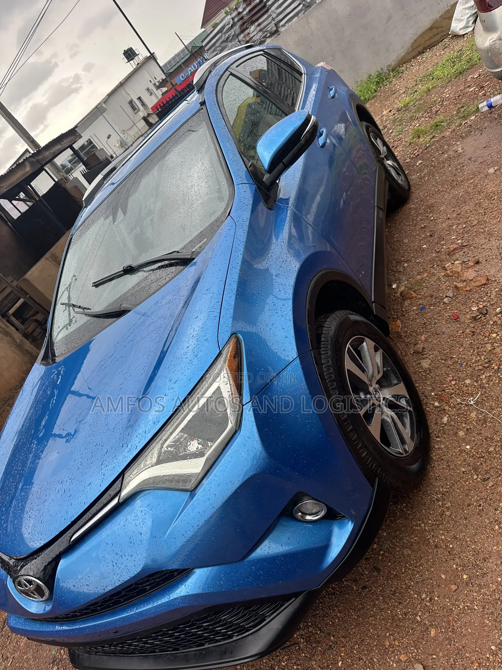 Toyota RAV4 XLE 4dr SUV (2.5L 4cyl 6A) 2018 Blue