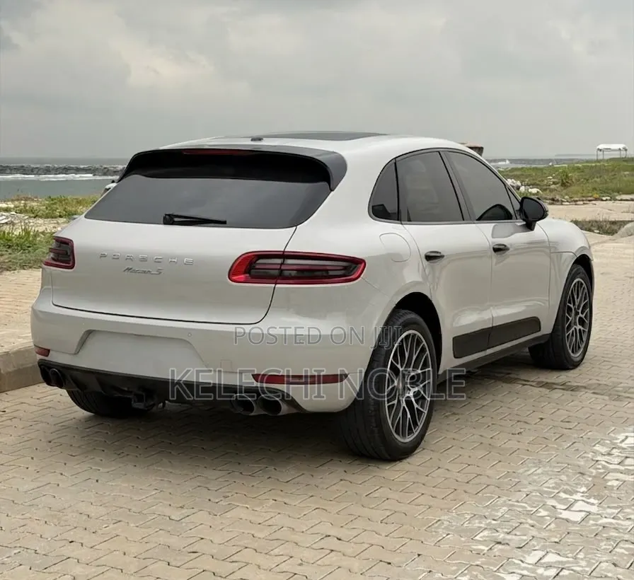 Porsche Macan 2016 Gray