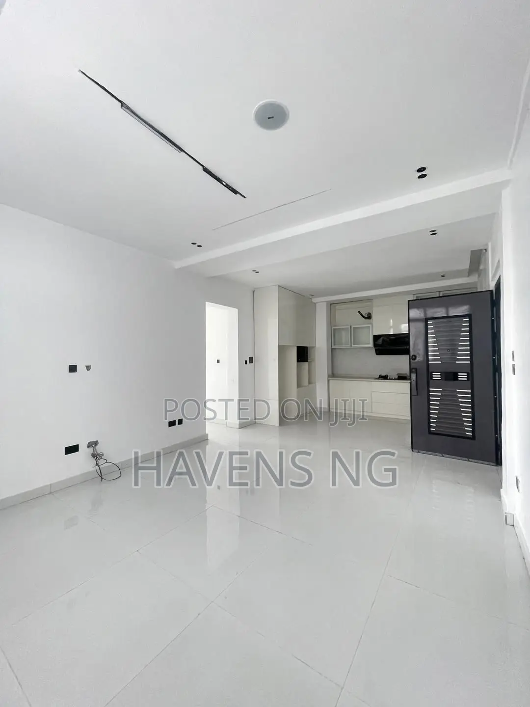 3bdrm Apartment in Ikate for sale