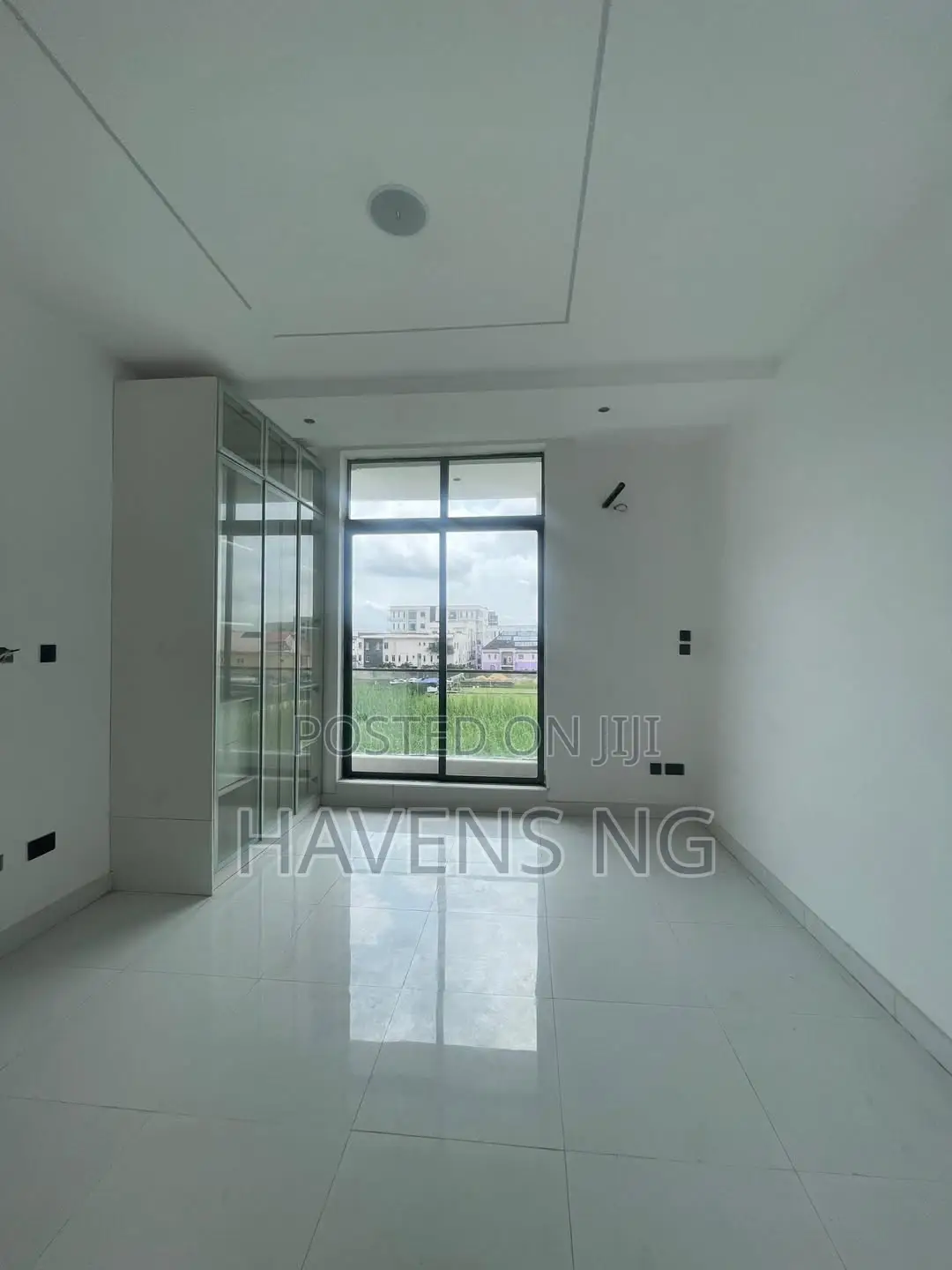 3bdrm Apartment in Ikate for sale