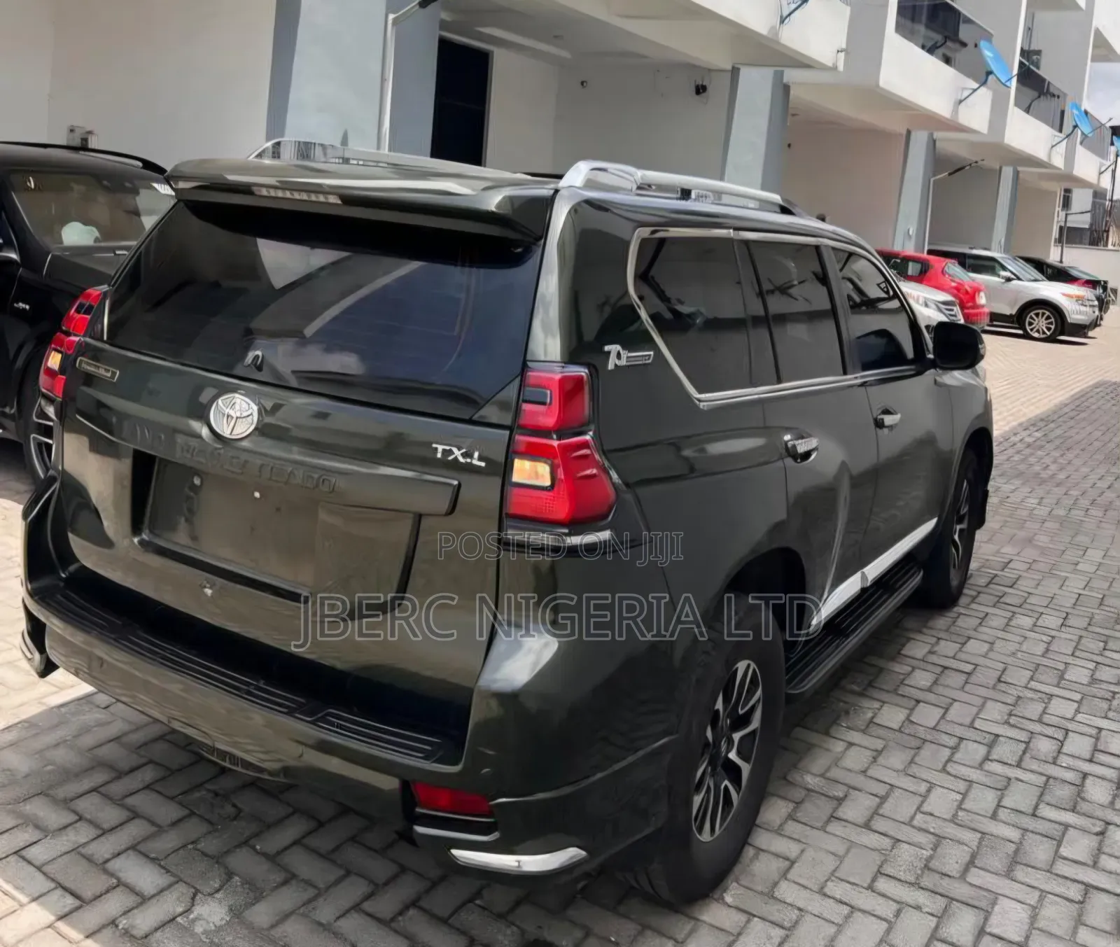 Toyota Land Cruiser Prado 4.0 Petrol TX-L 2017 Green