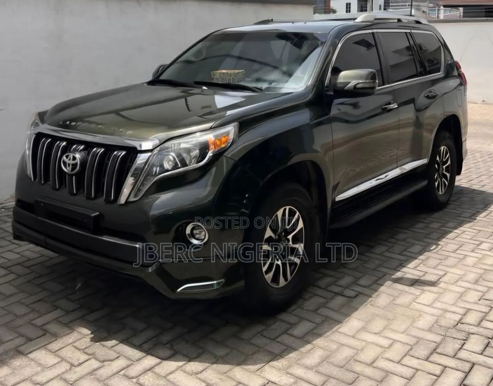 Toyota Land Cruiser Prado 4.0 Petrol TX-L 2017 Green
