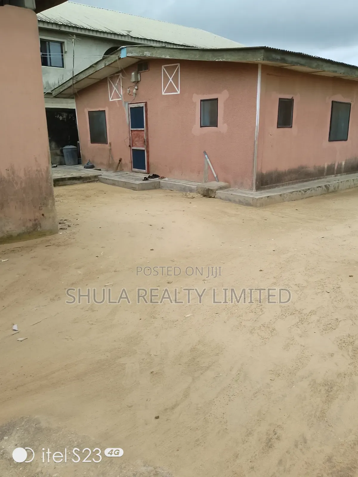 Furnished 10bdrm House in Ajangbadi for sale