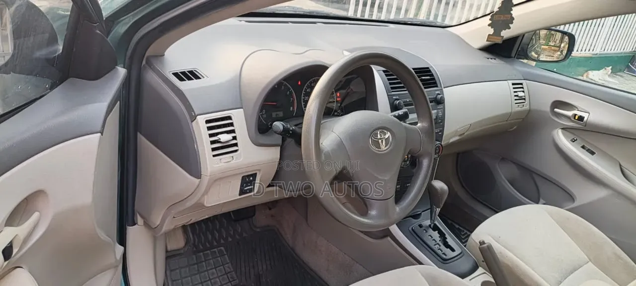Toyota Corolla LE 4dr Sedan (1.8L 4 cyl 4A) 2009 Green