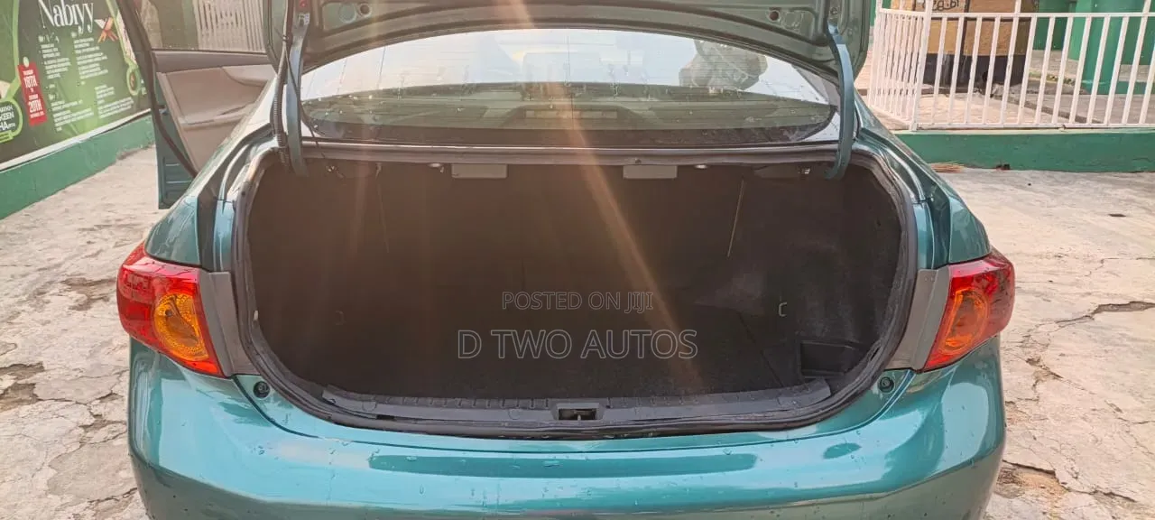 Toyota Corolla LE 4dr Sedan (1.8L 4 cyl 4A) 2009 Green