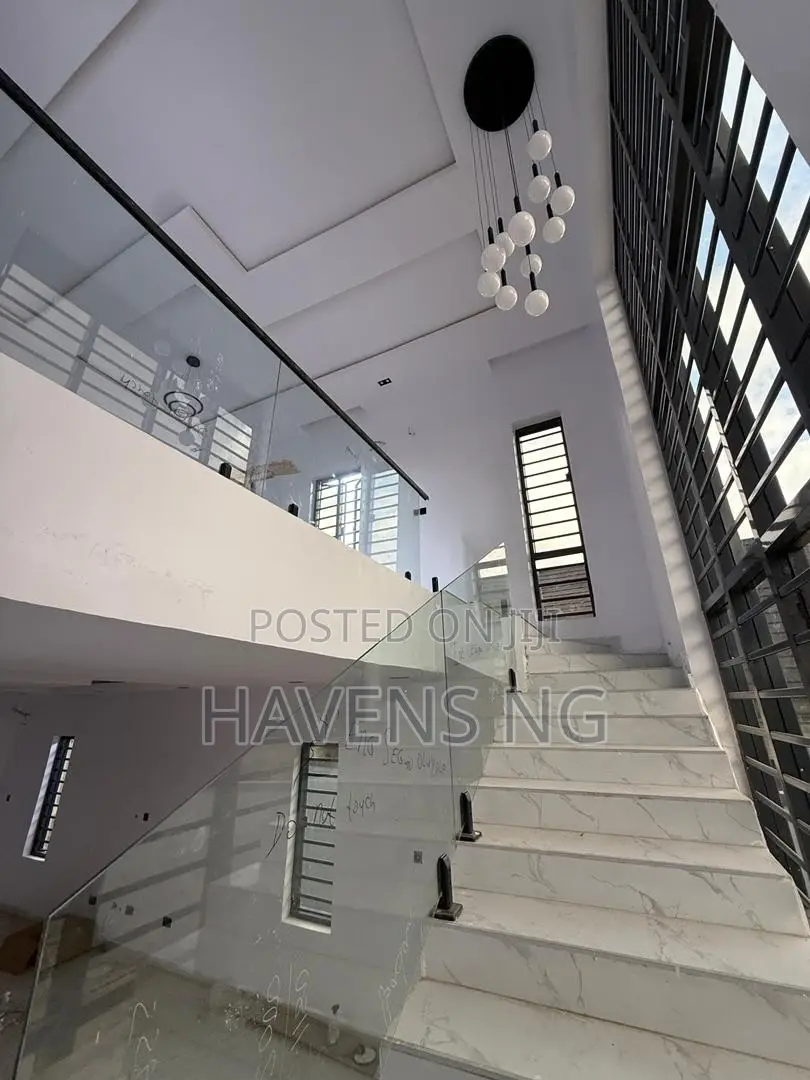 4bdrm Duplex in Kola Lawal Estate, Akobo for sale