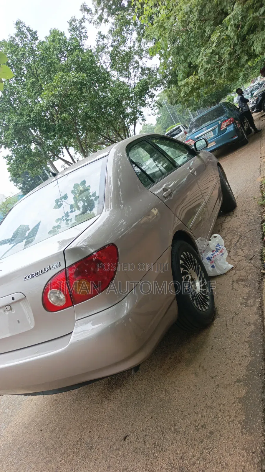Toyota Corolla LE 2005 Gold