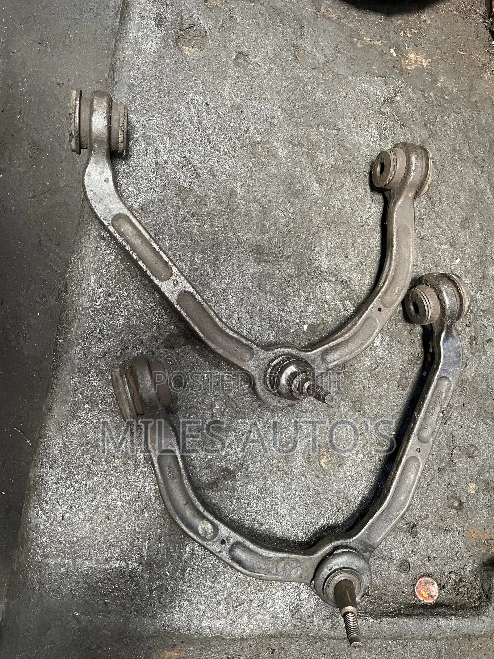 Chevrolet Express Upper Arm