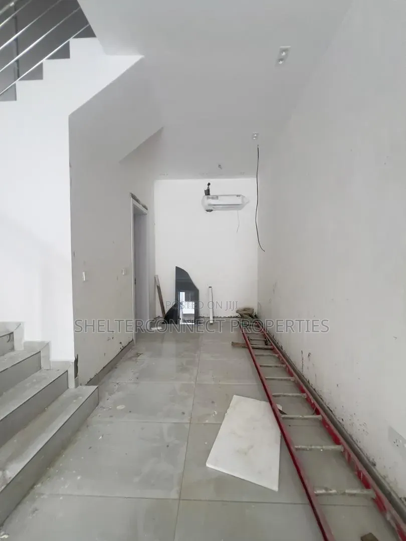 4bdrm Townhouse / Terrace in Victoria Island Extension for rent