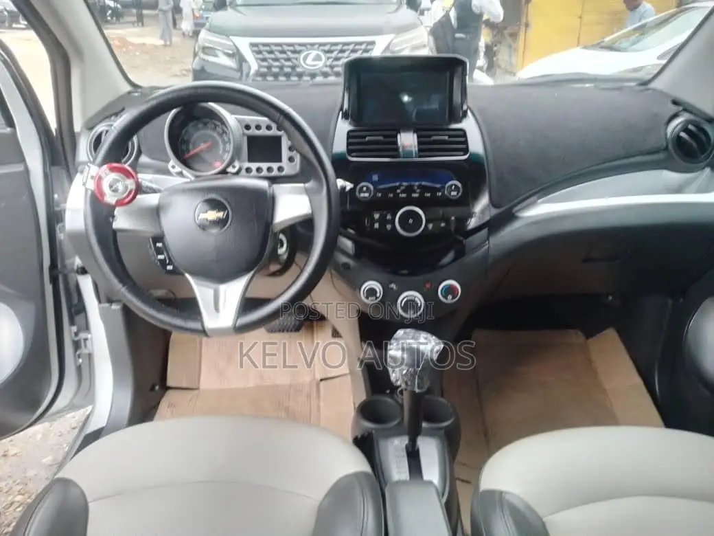 Chevrolet Spark 2012 Silver