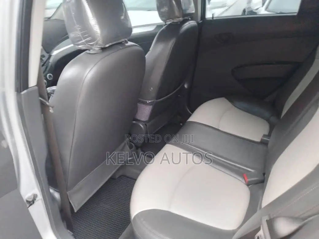 Chevrolet Spark 2012 Silver