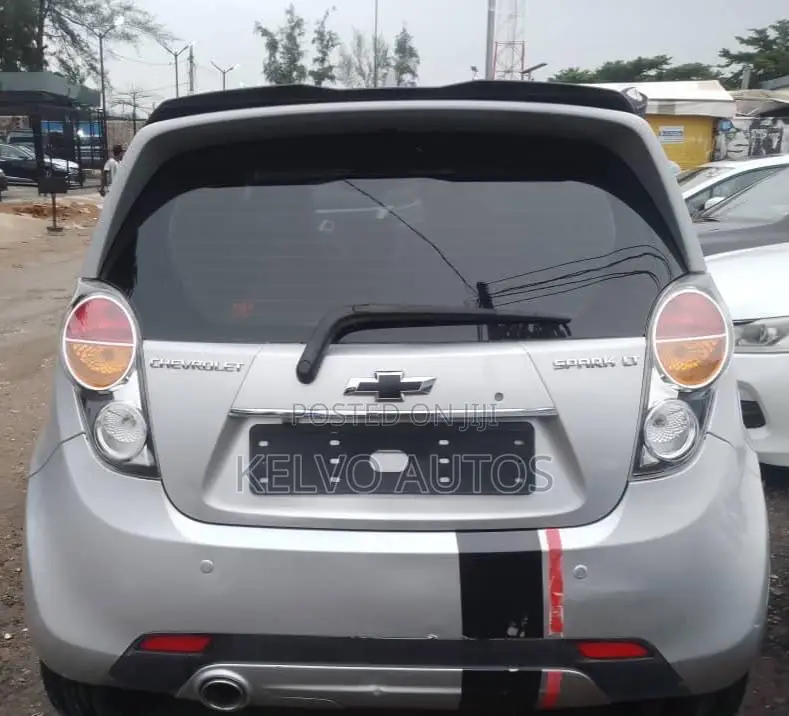 Chevrolet Spark 2012 Silver