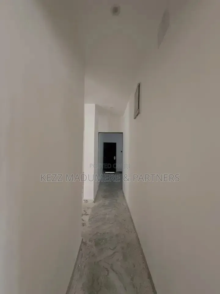 2bdrm Apartment in New Gra Port for sale