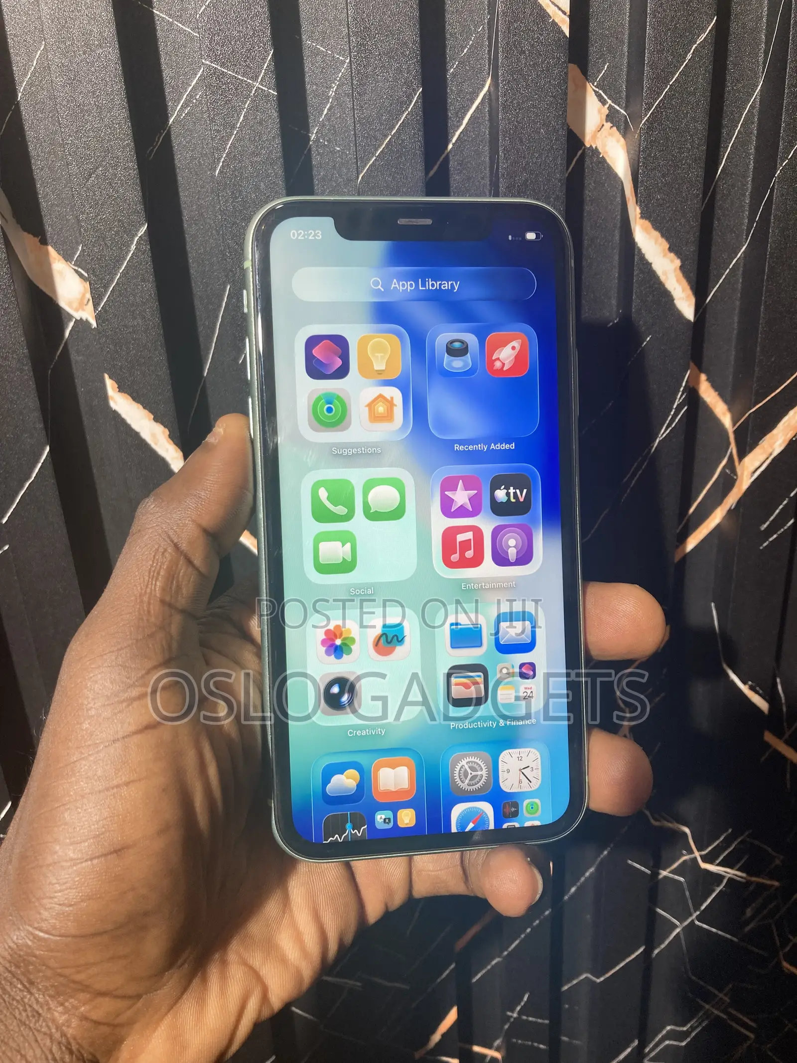 Apple iPhone 11 64 GB Green