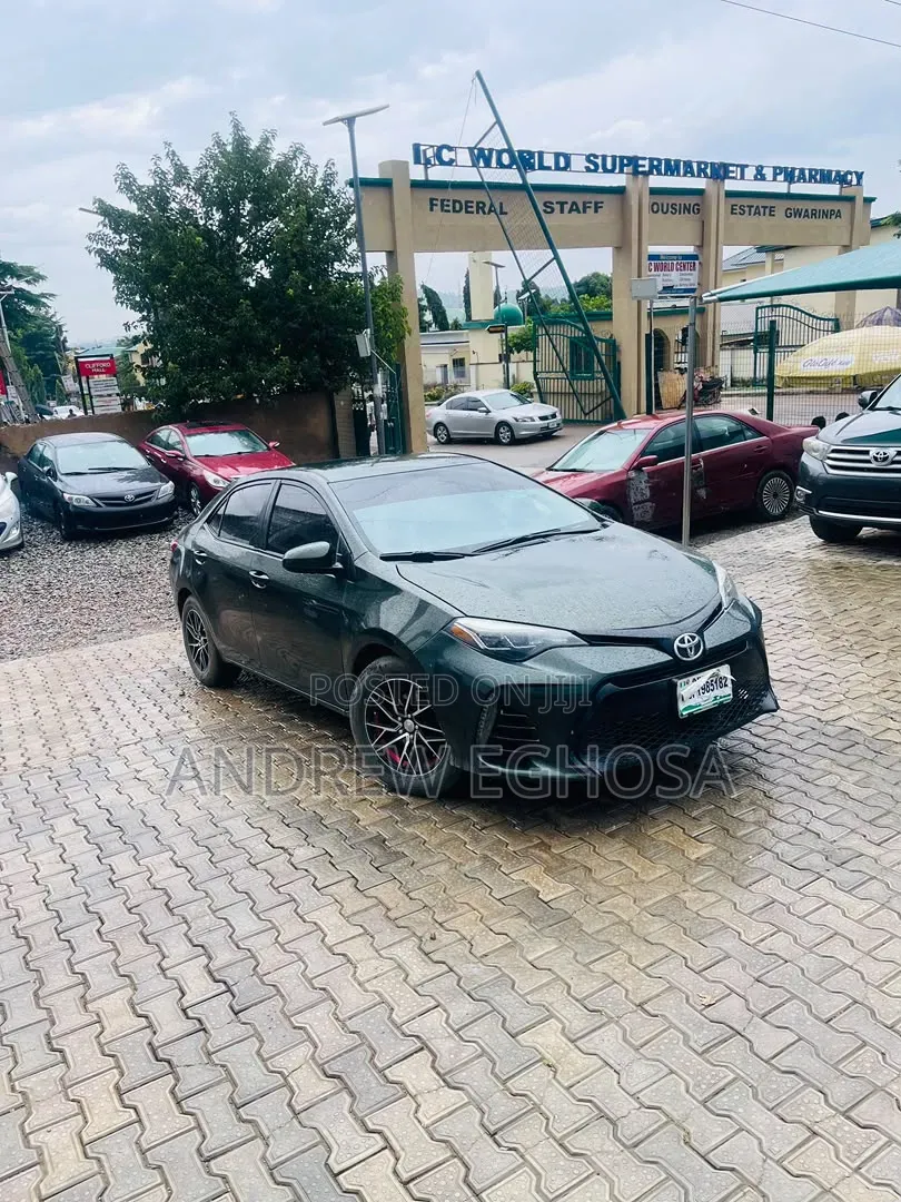 Toyota Corolla 2015 Gray