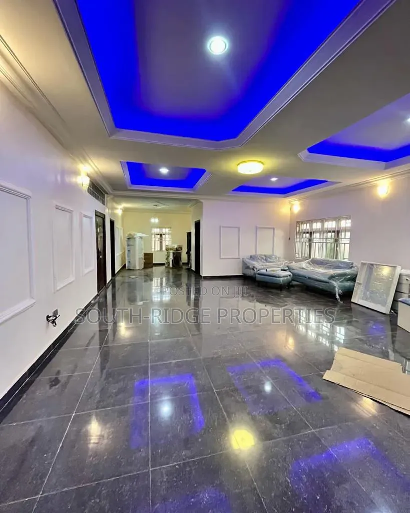 5bdrm Duplex in Galadimawa for sale