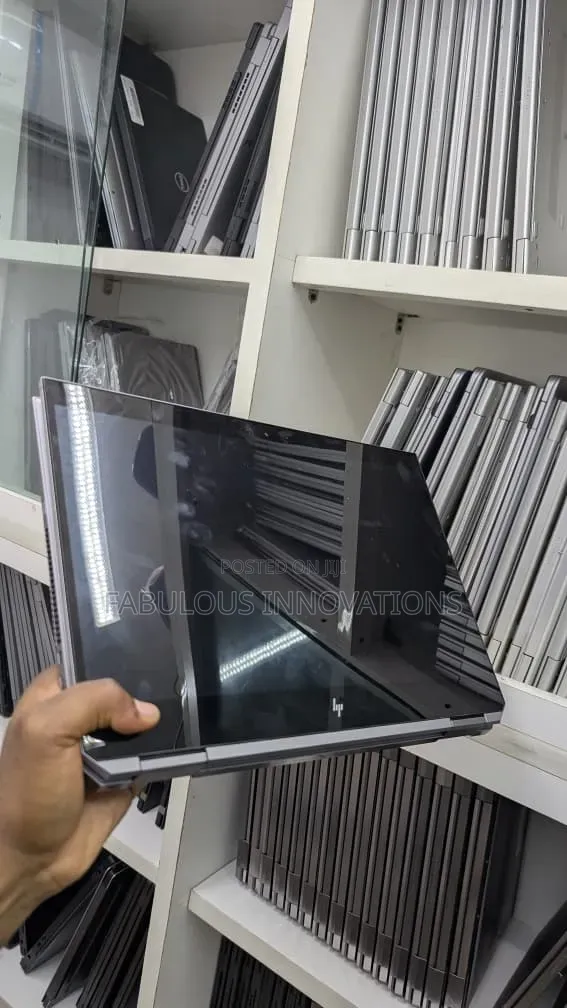 Laptop HP ZBook Studio x360 15 G6 16GB Intel Core i7 SSD 512GB