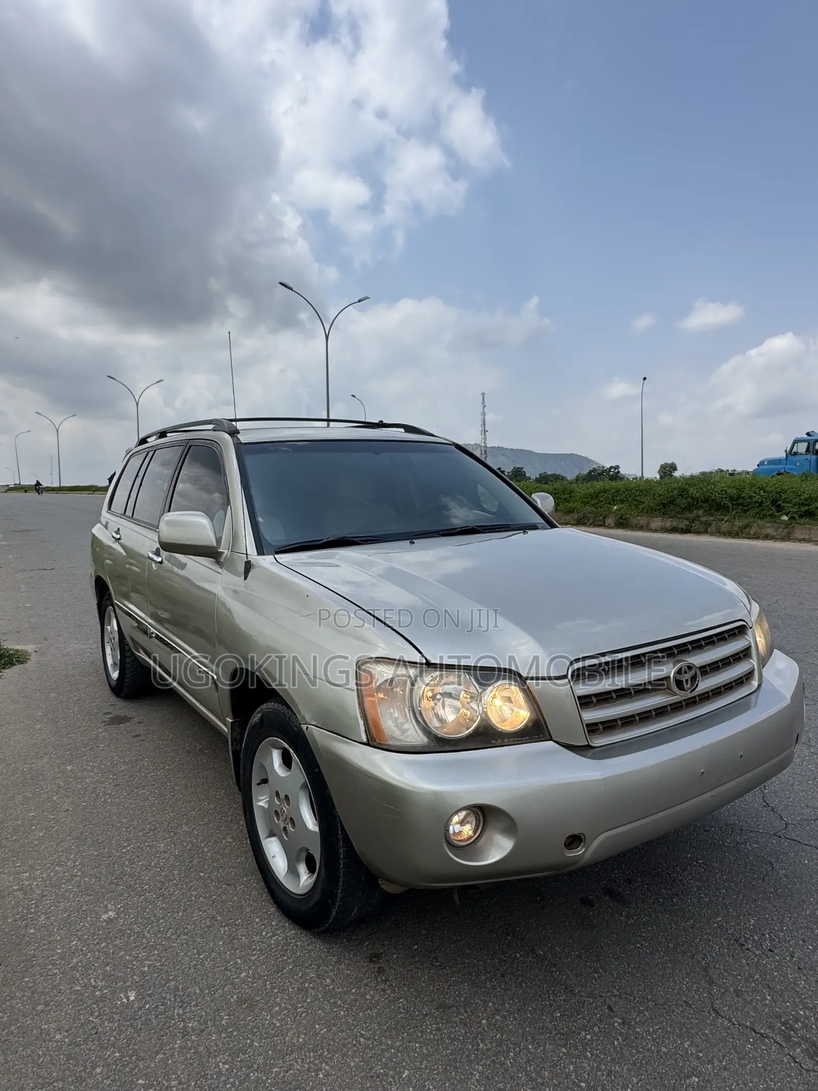 Toyota Highlander Limited V6 AWD 2003 Gold