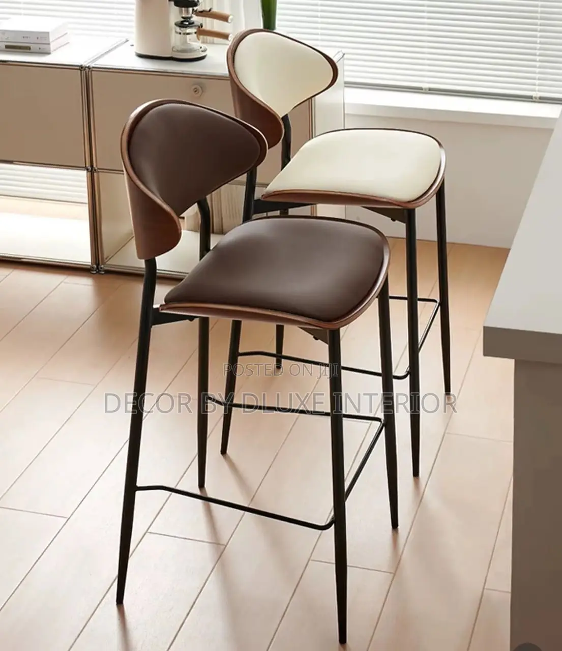 Luxury Metal High- Stool Bar Chair With Back Rest