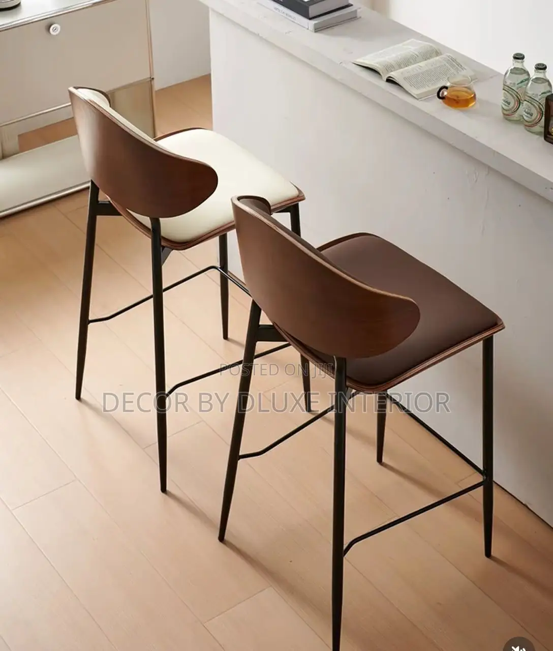 Luxury Metal High- Stool Bar Chair With Back Rest