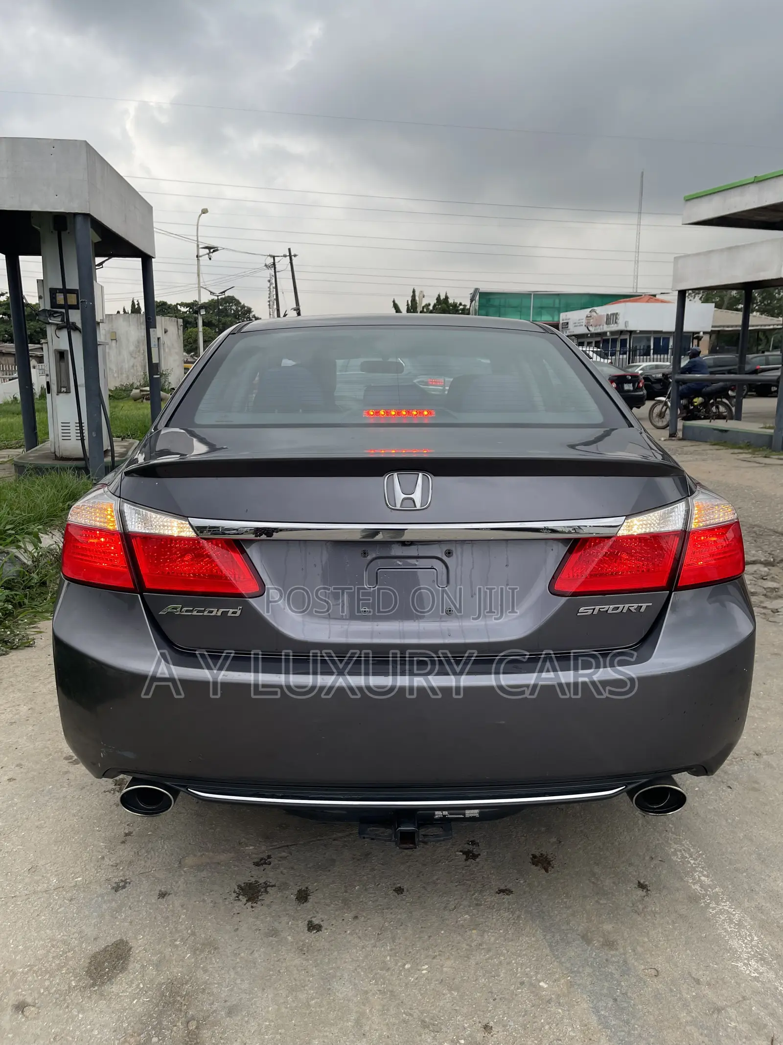 Honda Accord Sport 4dr Sedan FWD (2.4L 4cyl 2A) 2016 Gray