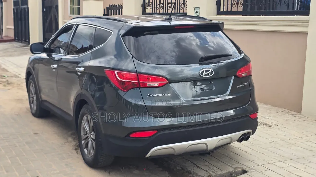 Hyundai Santa Fe 2015 Gray