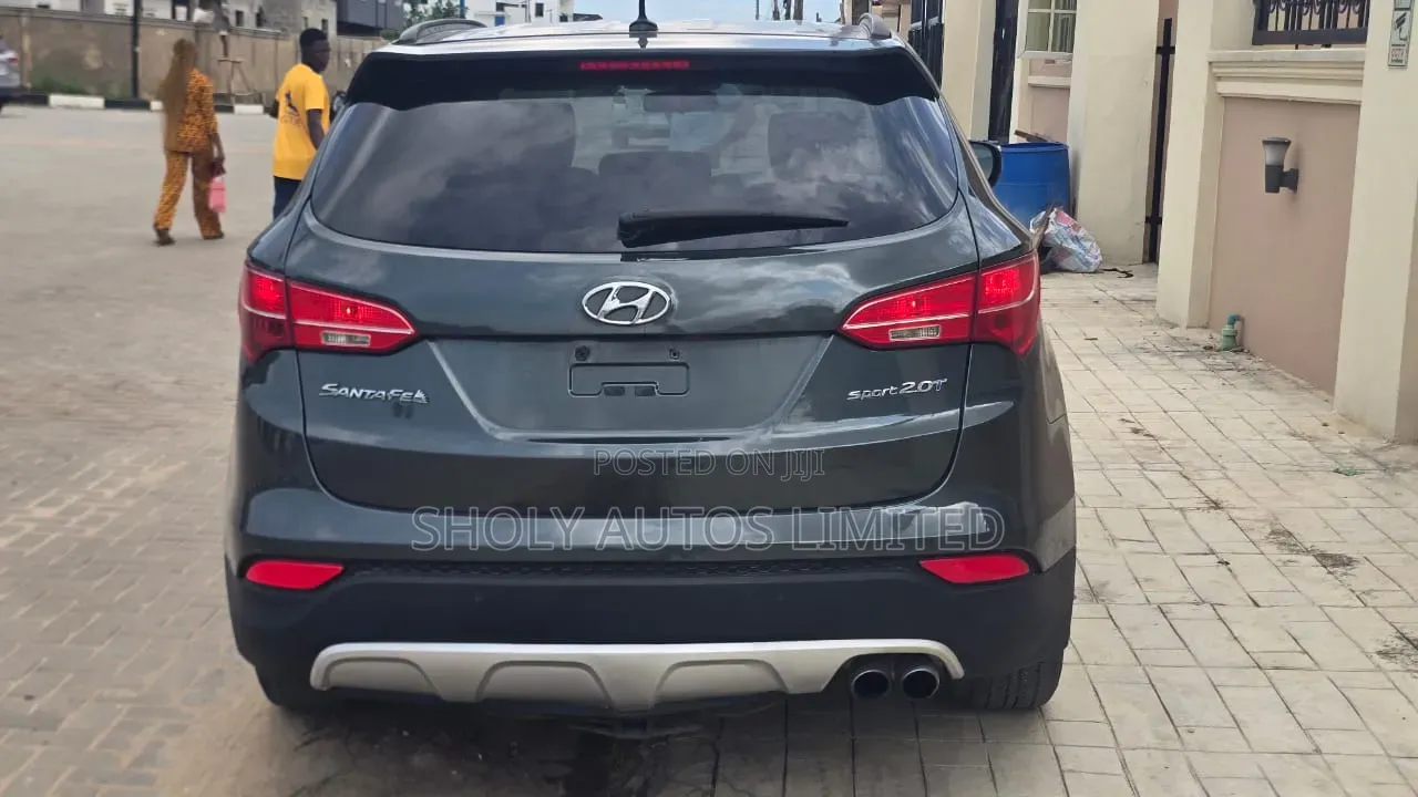 Hyundai Santa Fe 2015 Gray