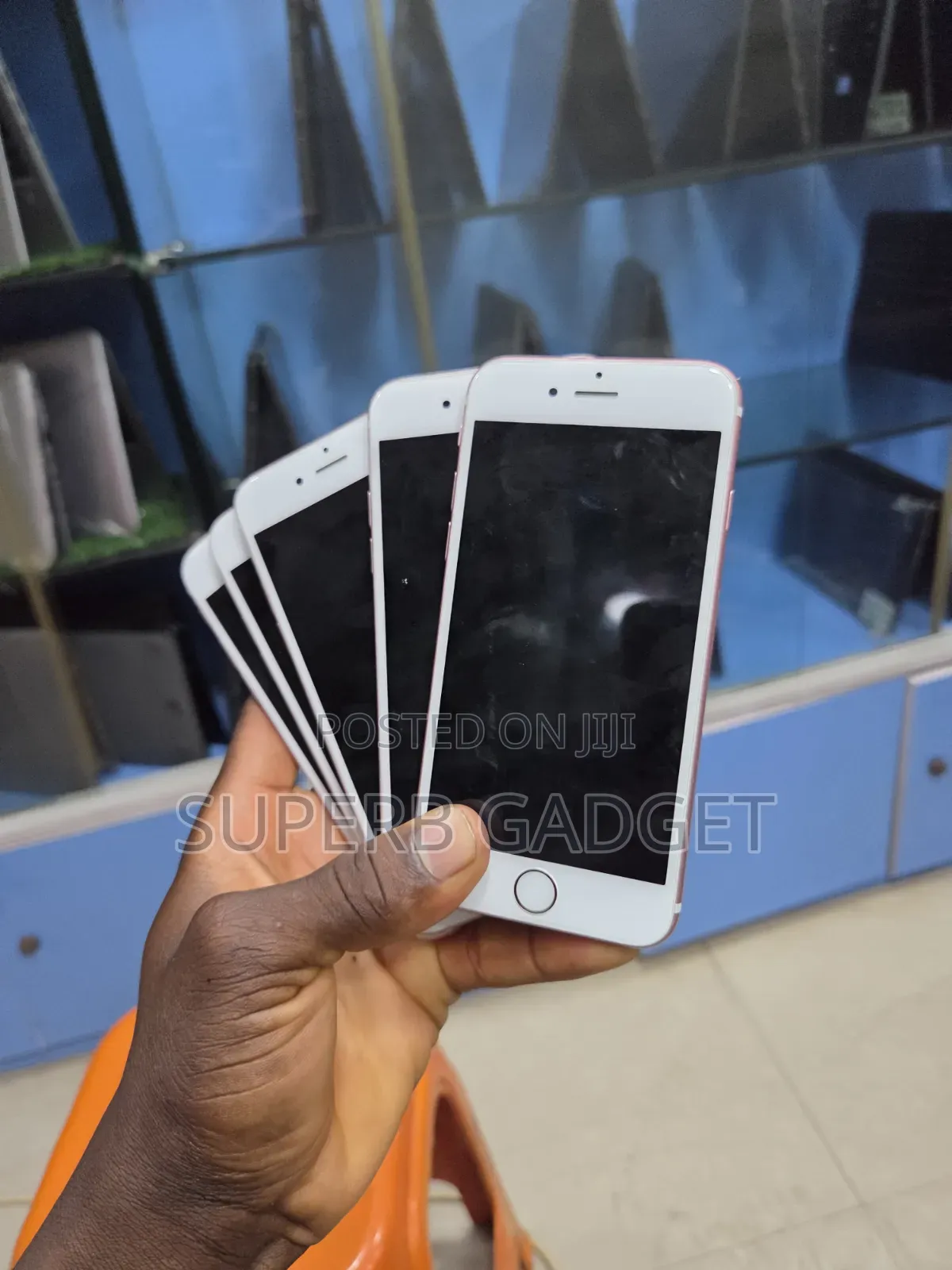 Apple iPhone 6s 16 GB Gold