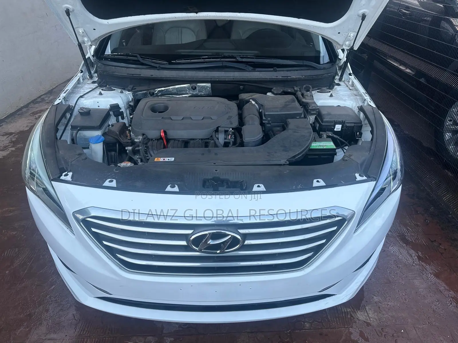 Hyundai Sonata Limited 4dr Sedan (2.4L 4cyl 6A) 2015 White