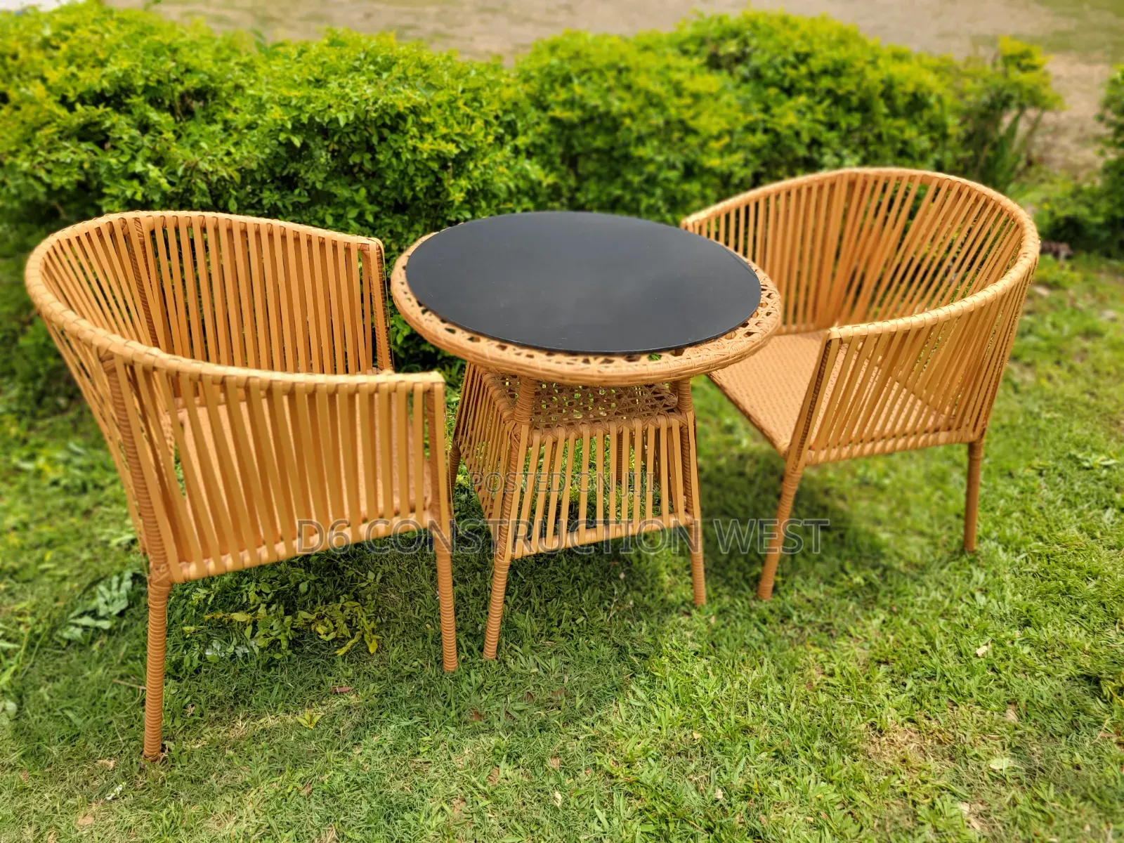 Rattan Outdoor Coffee Brown Tabel and Chairs With 10mm Tinted Glass